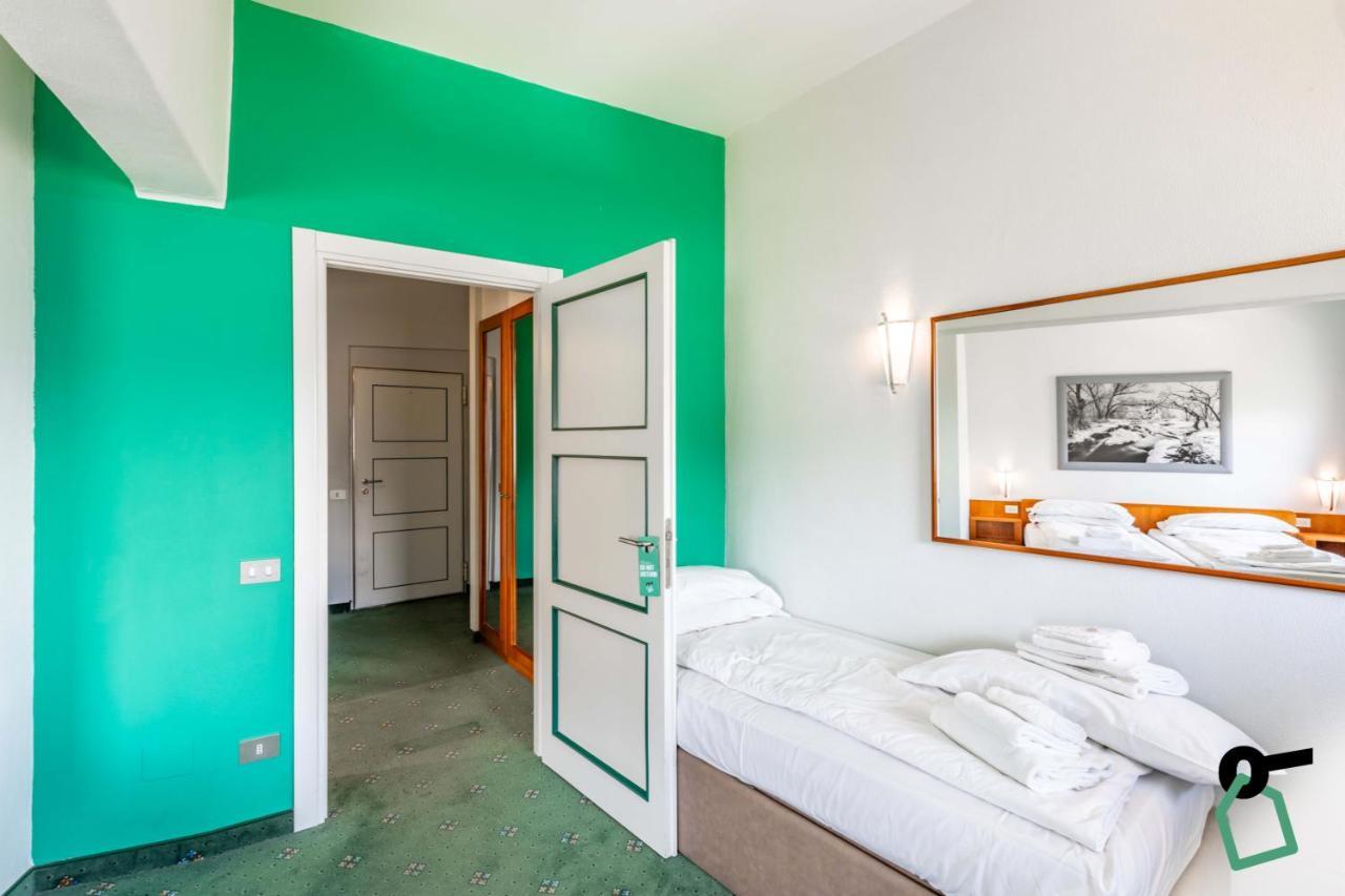 Hotiday Room Collection - Sauze Torre Oulx Exterior foto